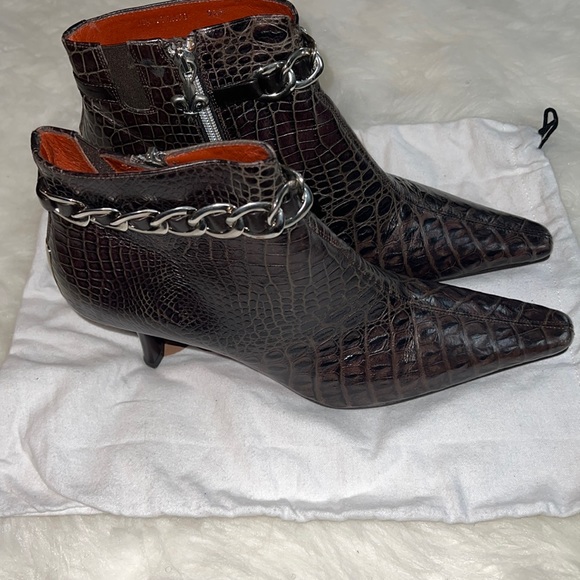 Donald J Pliner Brown snake skin look ankle boot with chains size 9 1/2 - Picture 1 of 12